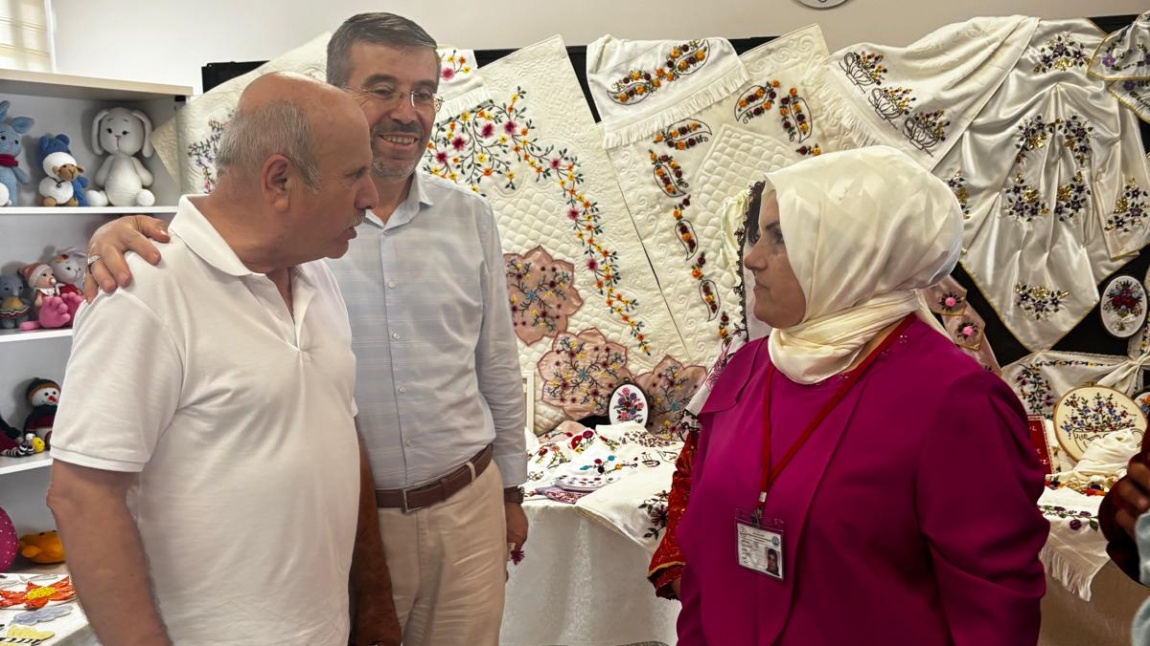 24.07.2024 Çarşamba günü, SHÇEK Engelsiz Yaşam Merkezi Sergisinin Açılış Töreninde Kurum Müdürümüz Ş.Ferit HATİPOĞLU da hazır bulunmuştur.