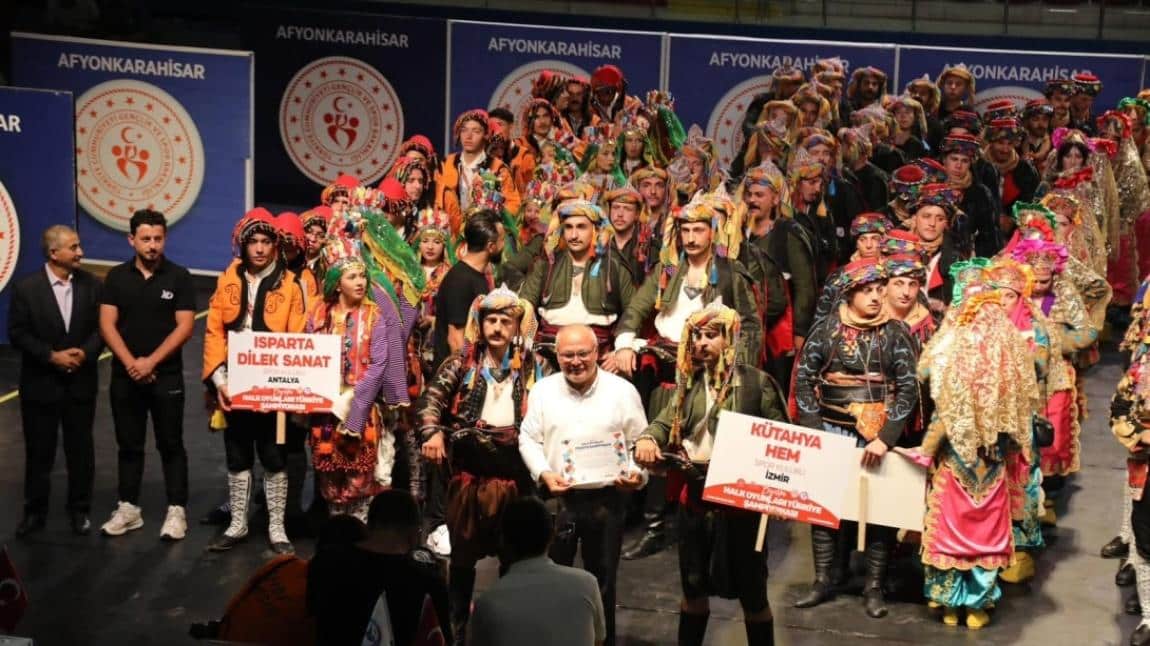 Halk Oyunları Ekibimiz Türkiye Şampiyonu
